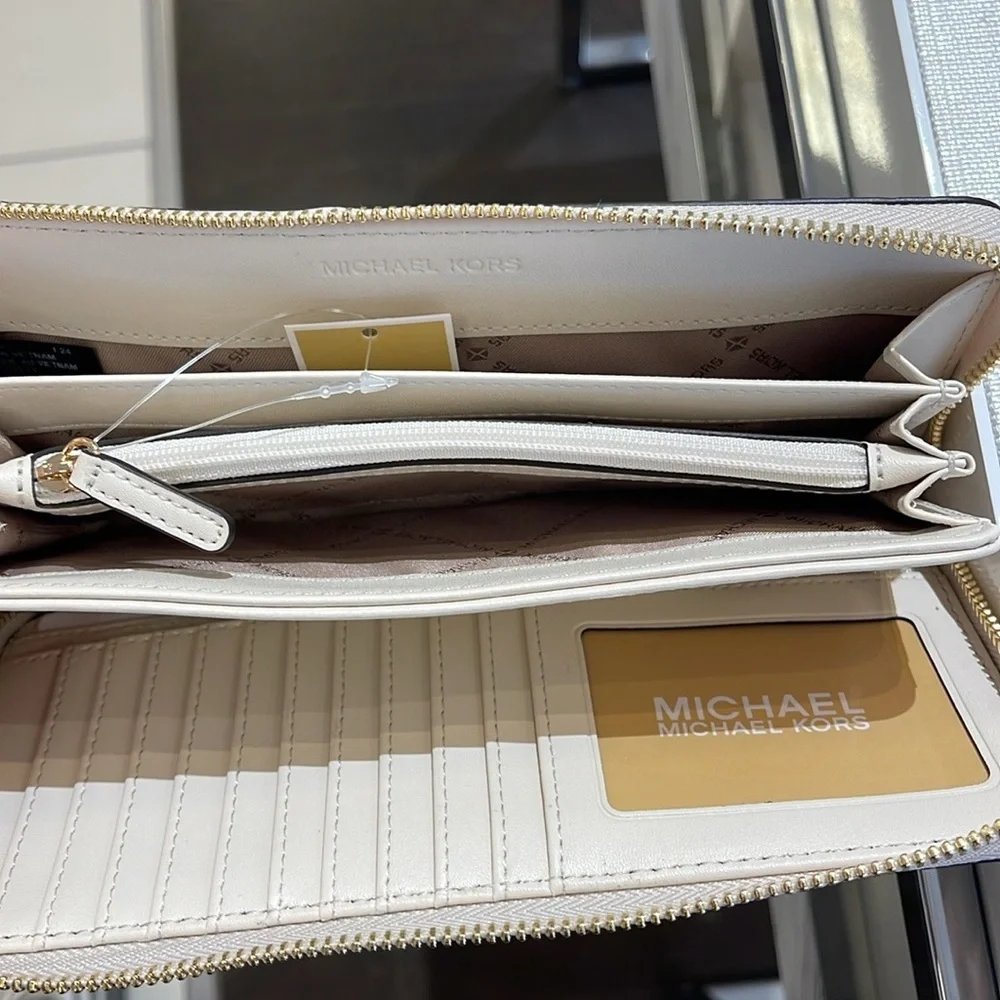 Michael Kors Jet Set Travel Large Signature Logo and Metallic Continental Wallet